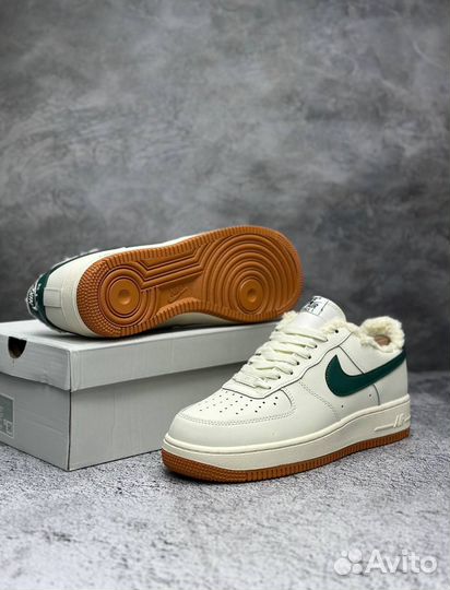 Кроссовки nike AIR force 1 с мехом