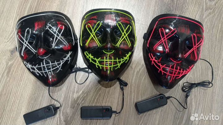Неоновая маска, светящаяся