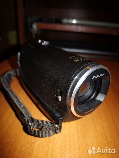 Видеокамера Panasonik hc v160