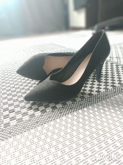 Туфли женские 38 размер черные замшевые