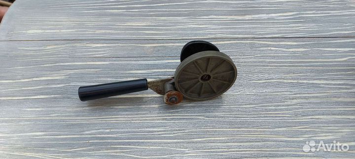 Машинка для закатывания банок бу