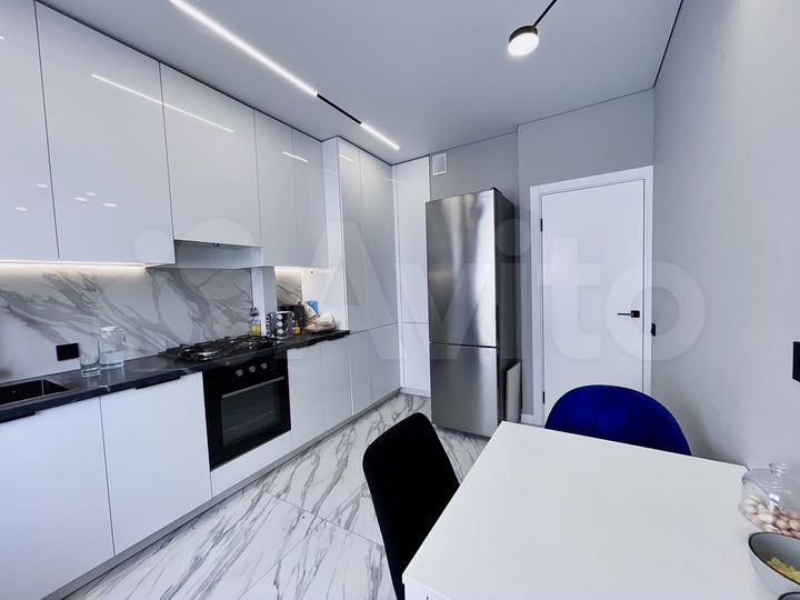 2-к. квартира, 60 м², 3/9 эт.