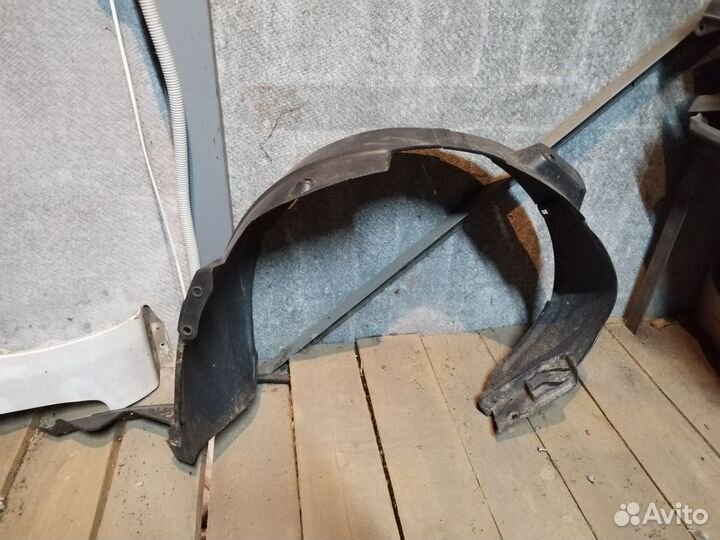 Подкрылок передний правый Kia Cerato 2 TD