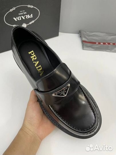 Лоферы Prada