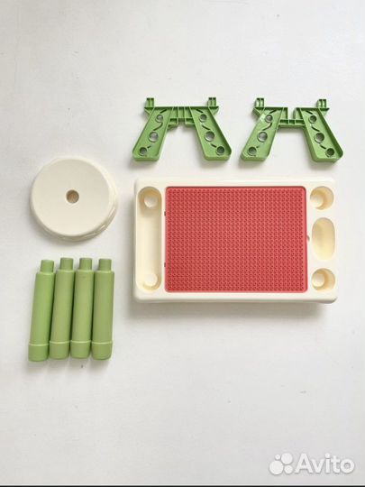 Детский развивающий столик и стул с конструктором