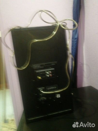 Напольная акустическая систем