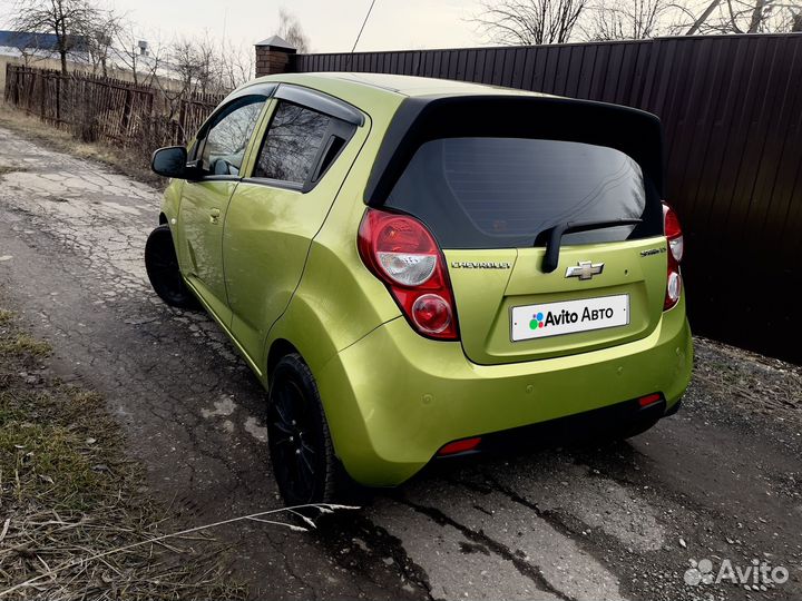 Chevrolet Spark 1.0 AT, 2013, 183 250 км