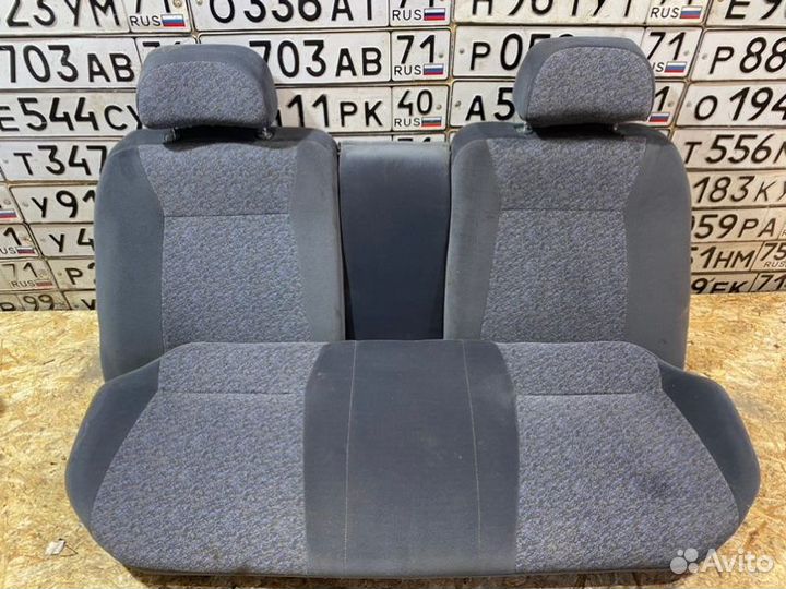 Задний диван LADA Priora седан 21126 2009