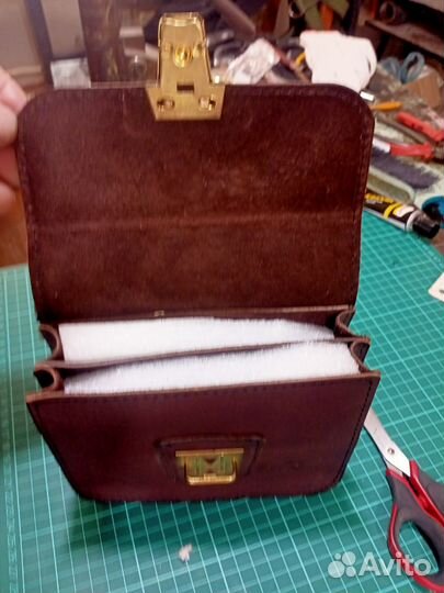 Сумка на пояс под документы