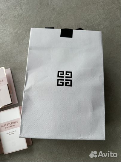Givenchy irresistible пробники