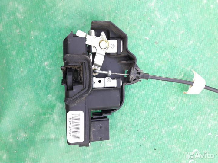 Замок двери задний правый Cadillac STS 2007, 4,6л