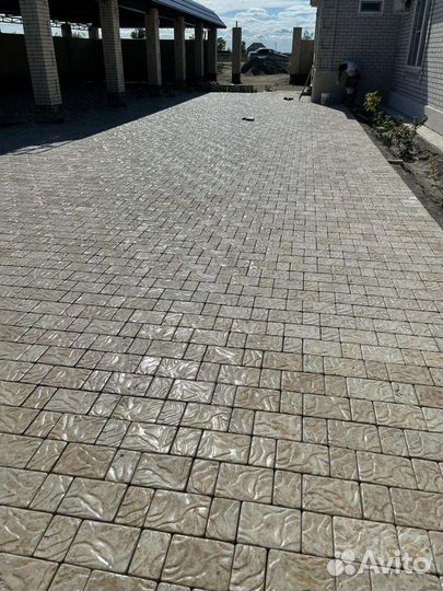 Укладка тротуарной плитки