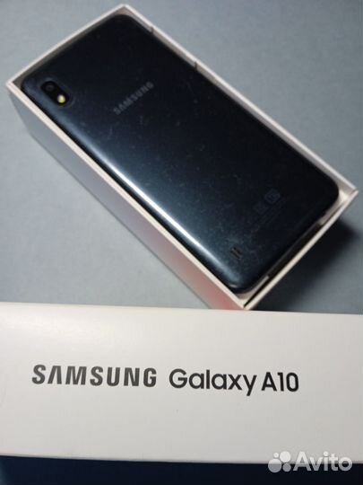 Samsung Galaxy A10, 2/32 ГБ