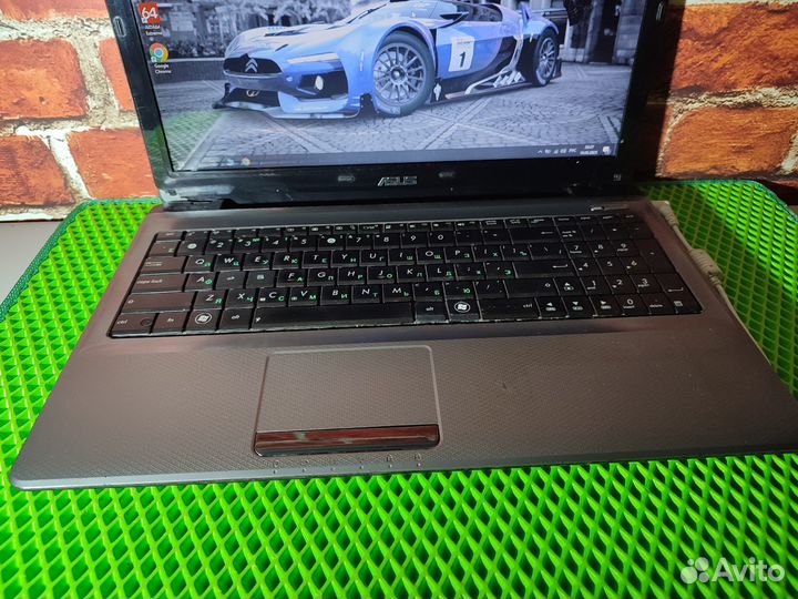 Asus A52J - Core i3 \ 3 Озу \ 512 Видео \ 250 HDD