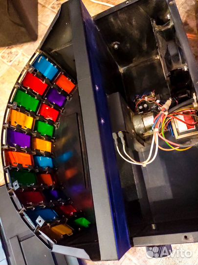 Световой дискотечный прибор