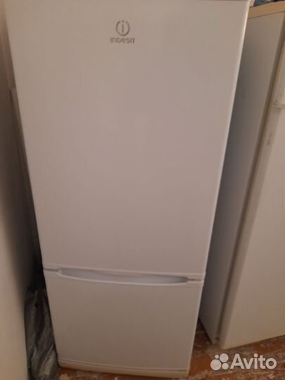 Холод.к. Двухкамерный. Индезит. С доставкой