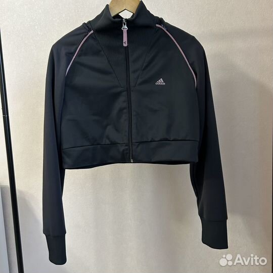 Спортивная куртка adidas,р.М/44