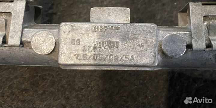 Форсунки,топливная рампа Ford Focus 1 1.6 Zetec