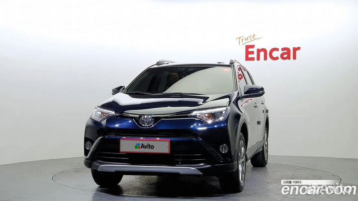 Toyota RAV4 2.5 AT, 2019, 23 000 км