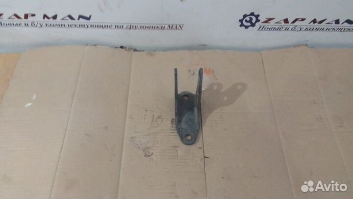 Кронштейн амортизатора правый Man Tgm