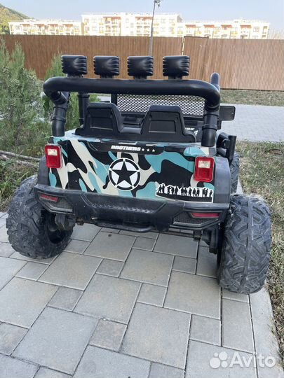 Детский электромобиль бу