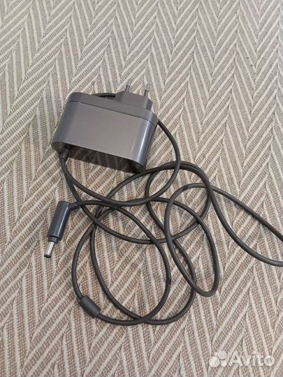 Зарядное устройство