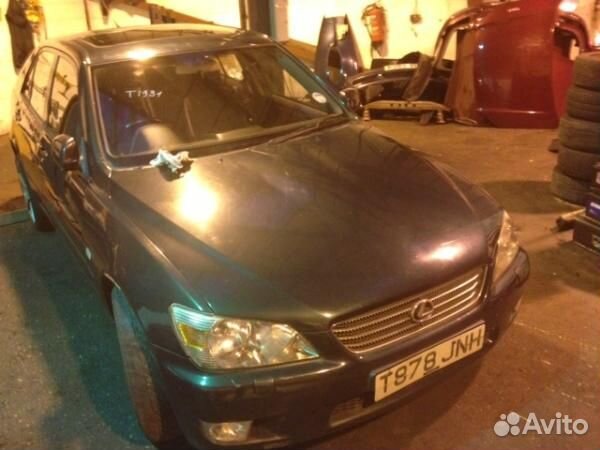 Разбор на запчасти Lexus IS