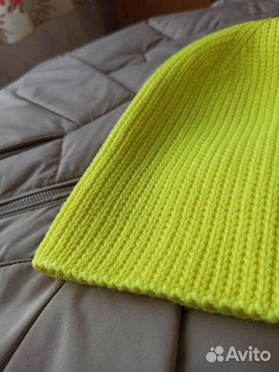 Шапка неоновая