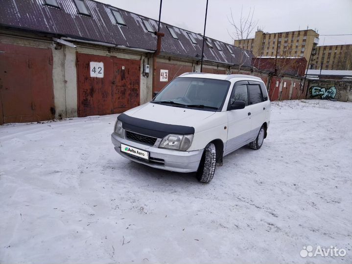 Daihatsu Pyzar 1.5 МТ, 1997, 4 200 км