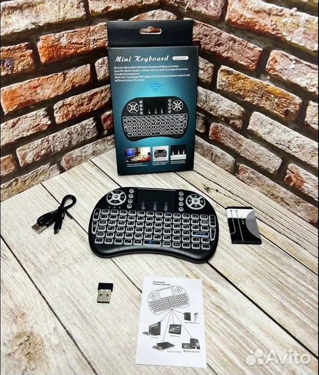 Беспроводная мини клавиатура + аккумулятор