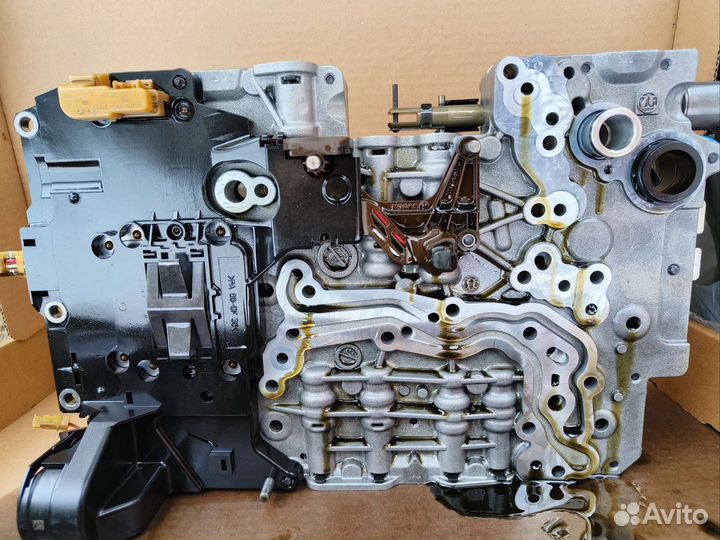 Гидроблок (мехатроник) с платой. АКПП ZF 8hp45