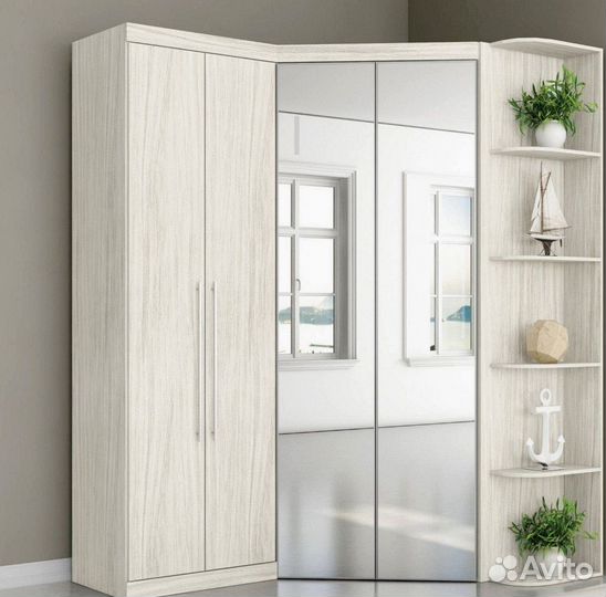 Угловой шкаф