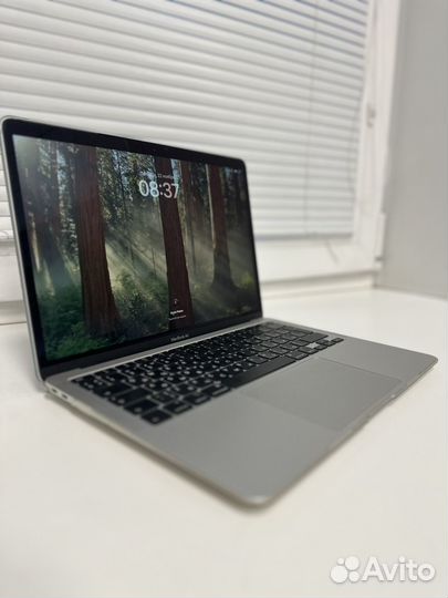 Macbook air 2020 i5 512gb