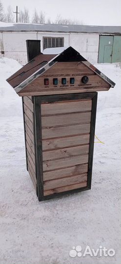 Коптильня дачная для всех видов копчения 90нд. Из