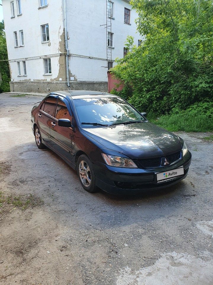 Mitsubishi Lancer: фото владельца