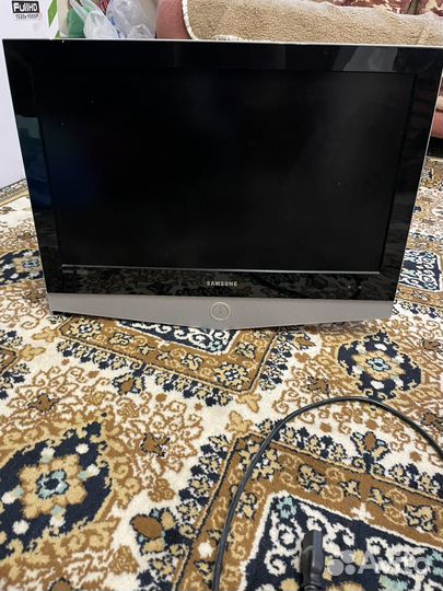 Телевизор samsung