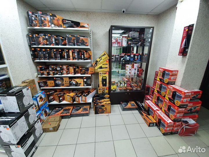 Игровая приставка ps4 1Tb 3 игры с гарантией