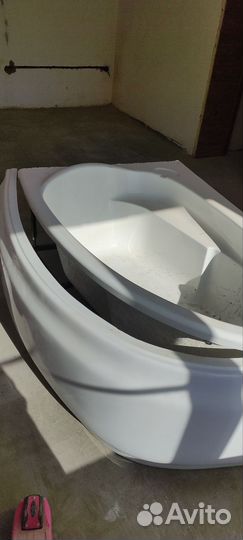 Ванна акриловая 140