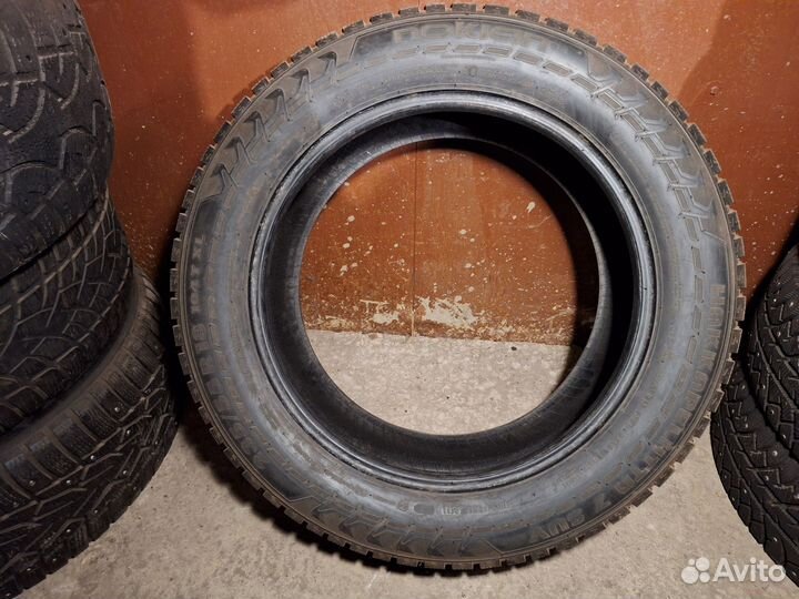 Nokian Tyres Hakkapeliitta 7 SUV 235/55 R18 104T