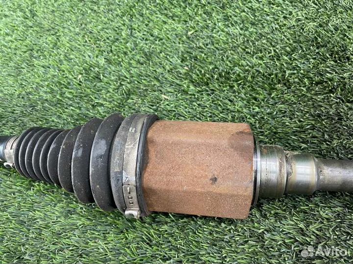 Привод колеса передний правый Bmw X1 E84 N52B30