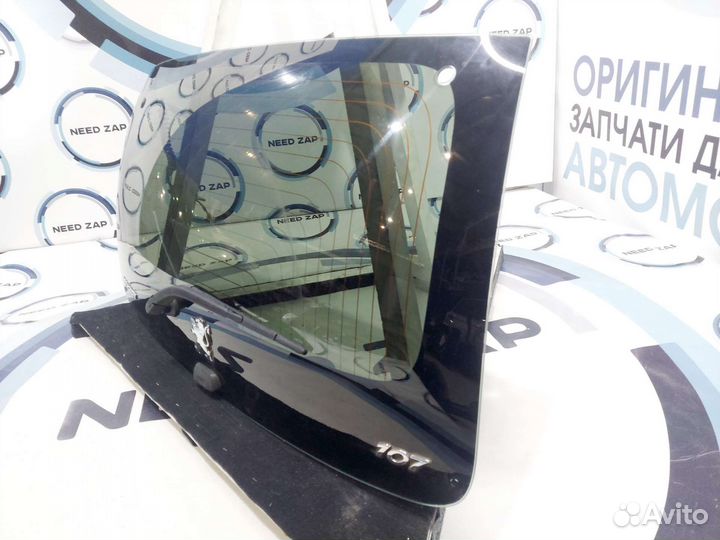 Стекло заднее peugeot 107 1KR рест. 2