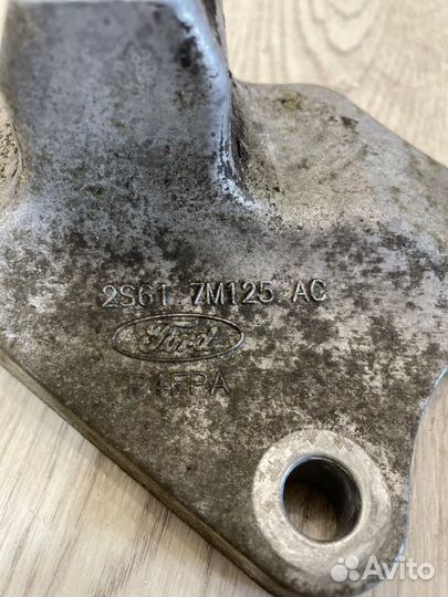 Кронштейн опры МКПП Ford Fusion CBK fxja 2008