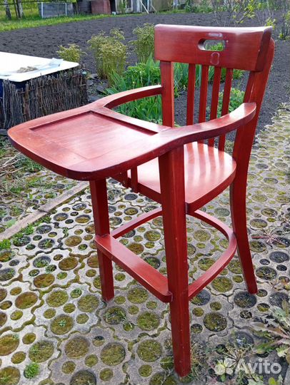 Стульчик для кормления