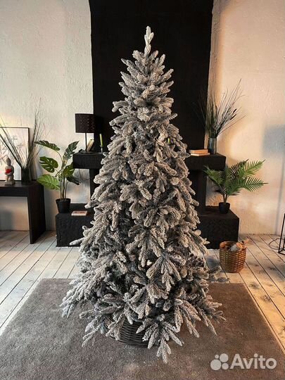 Елка искусственная