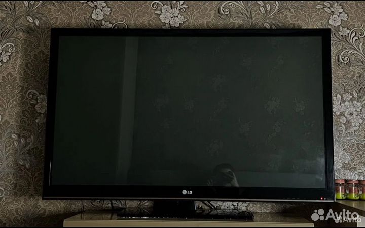 ЖК телевизор