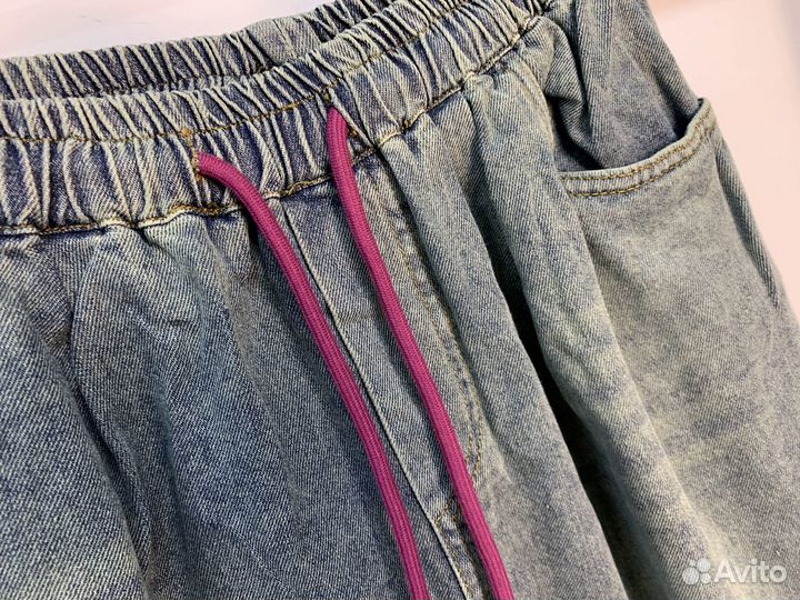 Женские джинсовые шорты на резинке