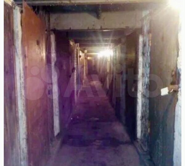 Машиноместо, 10 м²