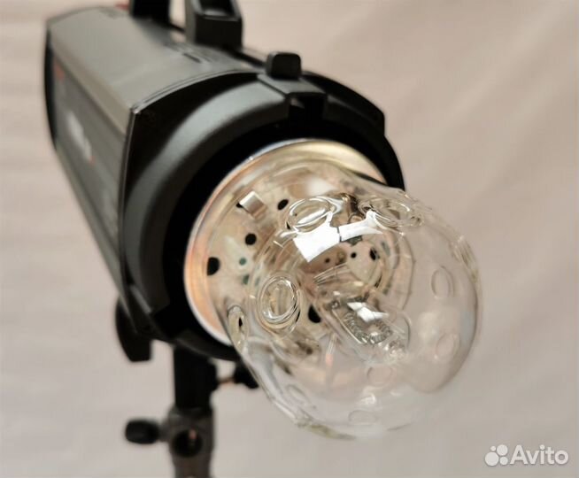 Проф. свет Rekam для студии фото/видео