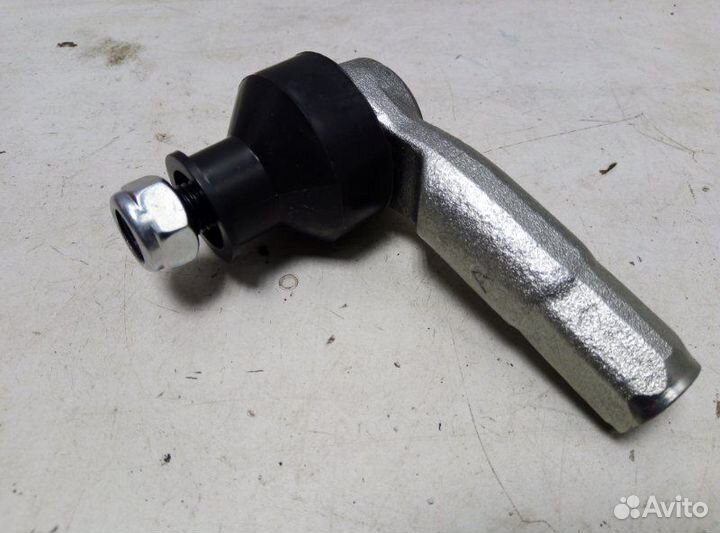 Наконечник рулевой правый Volkswagen Golf V