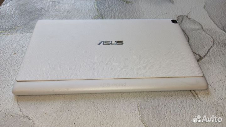 Планшет Asus P024